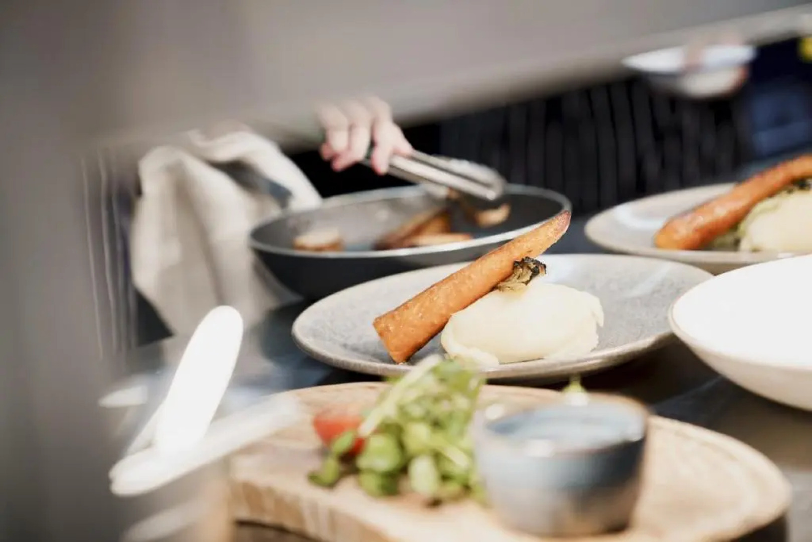 Bel & the Dragon at Red Lion Wendover