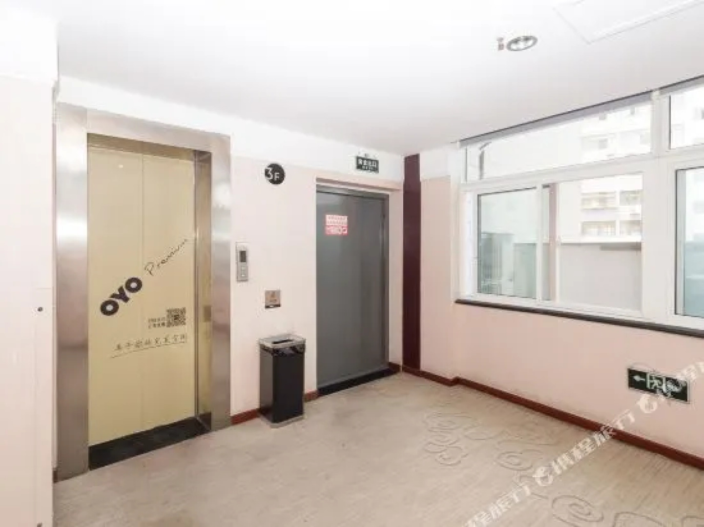 柞水新君来福城市酒店