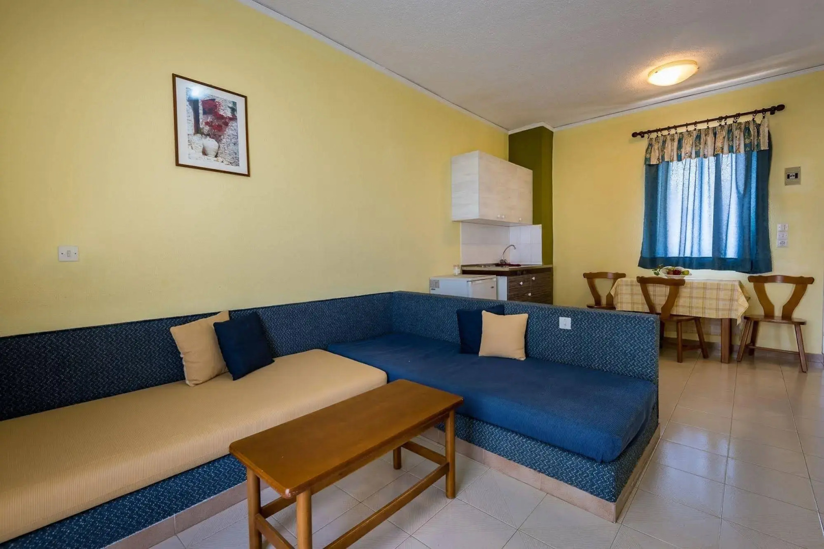 Sunny day's Hotel Apartments