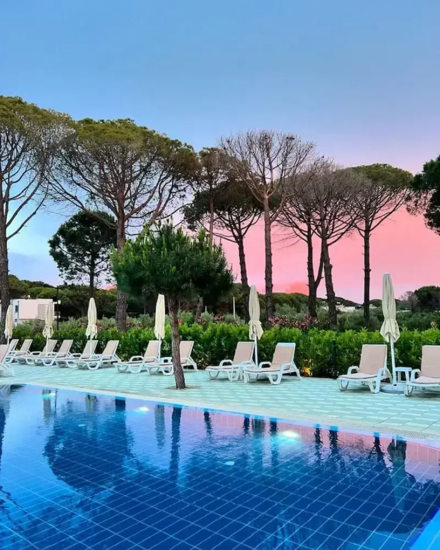 Spacious 1BR Apartment With Resort Access