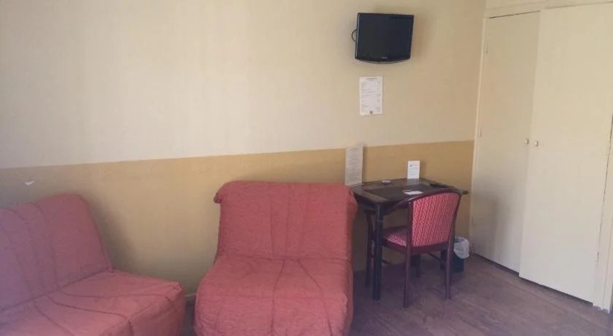 Logis Les Terrasses de Corton