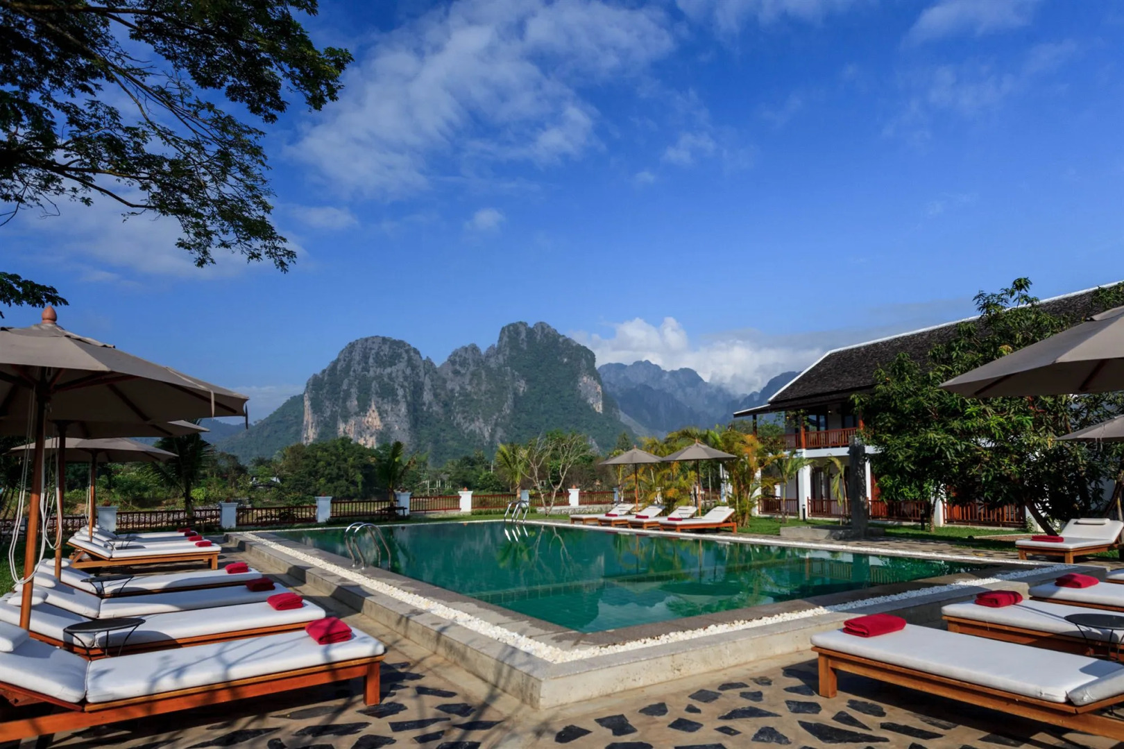 Riverside Boutique Resort, Vang Vieng