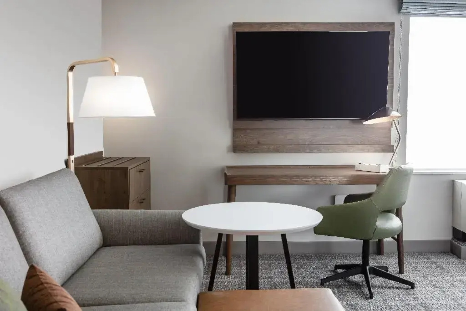 Staybridge Suites Iowa City Coralville by IHG