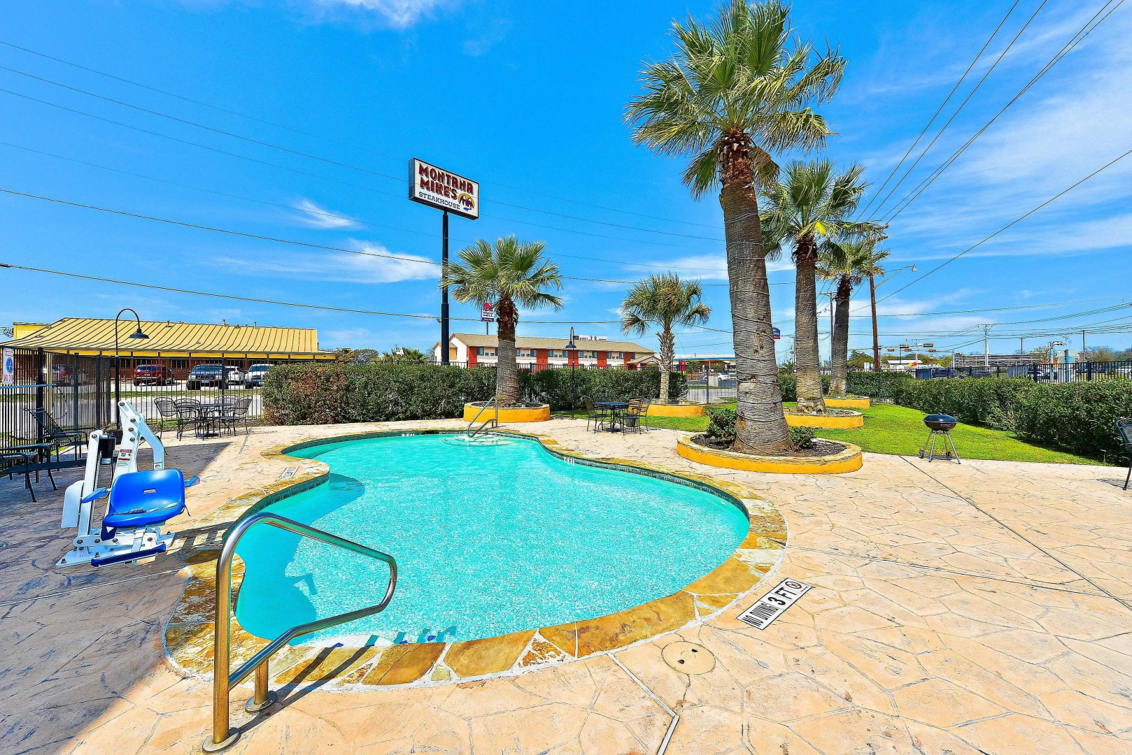 Microtel Inn & Suites by Wyndham New Braunfels