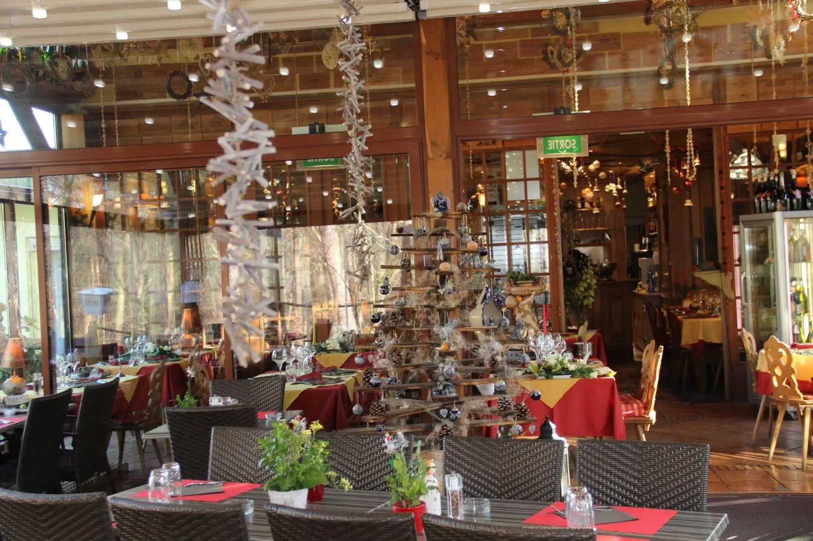 Hotel Restaurant Les Pins