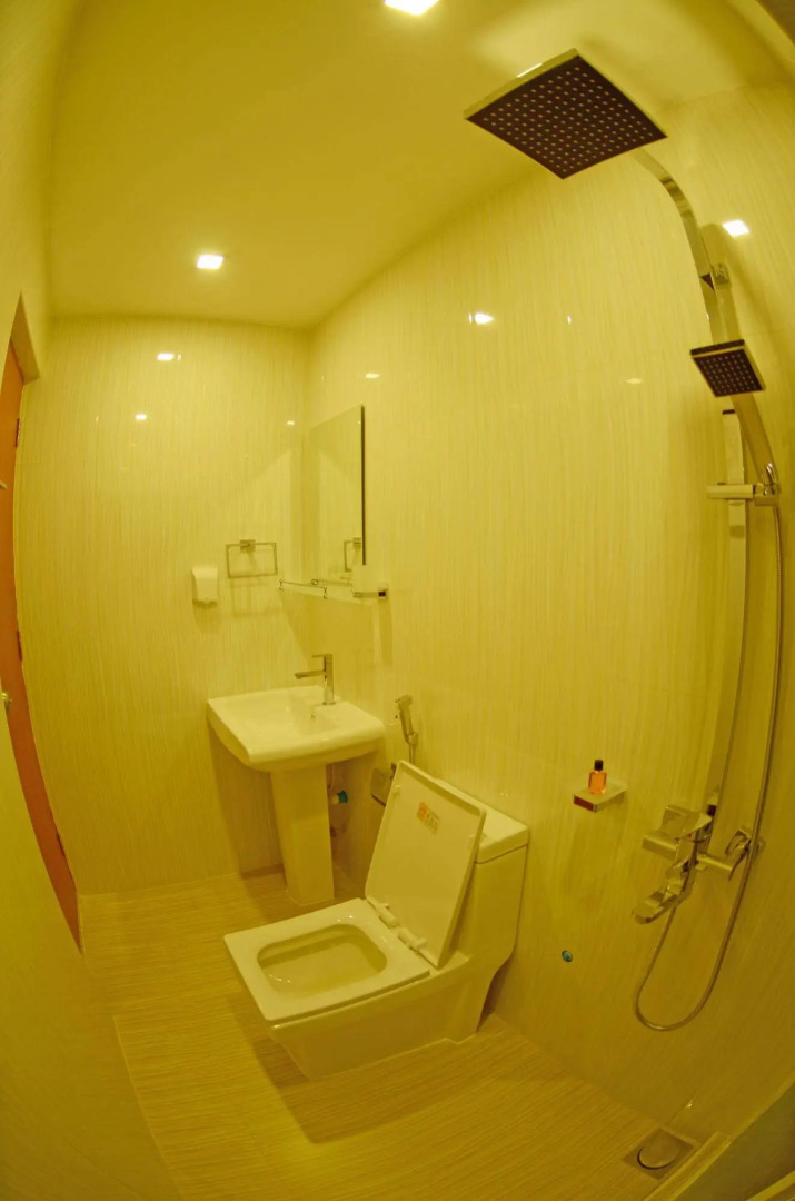 Отель Royal Pearl Inn