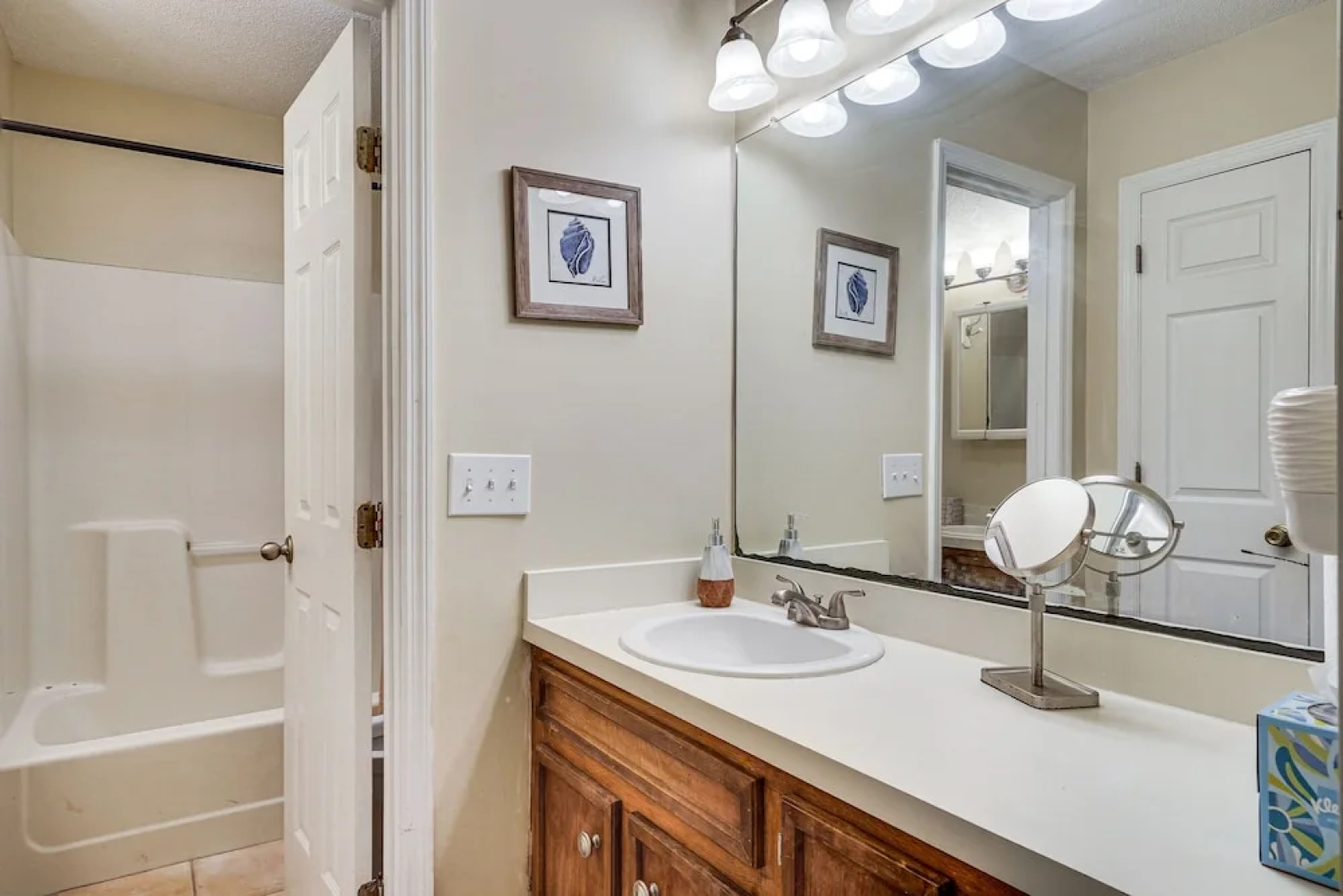 Charleston Home: Game Room, Large Deck & 2 Grills!