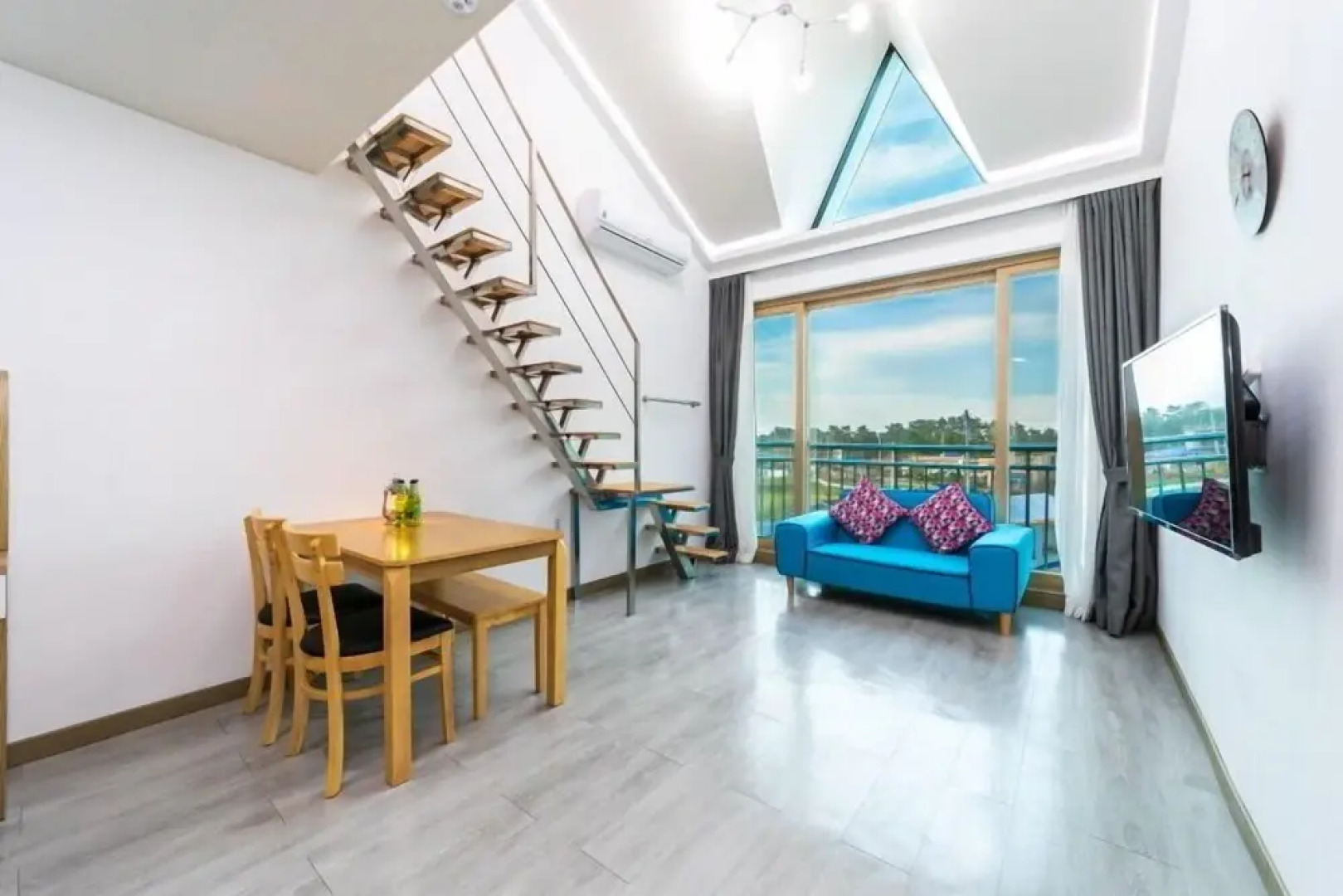 Samcheok Emmao Pension