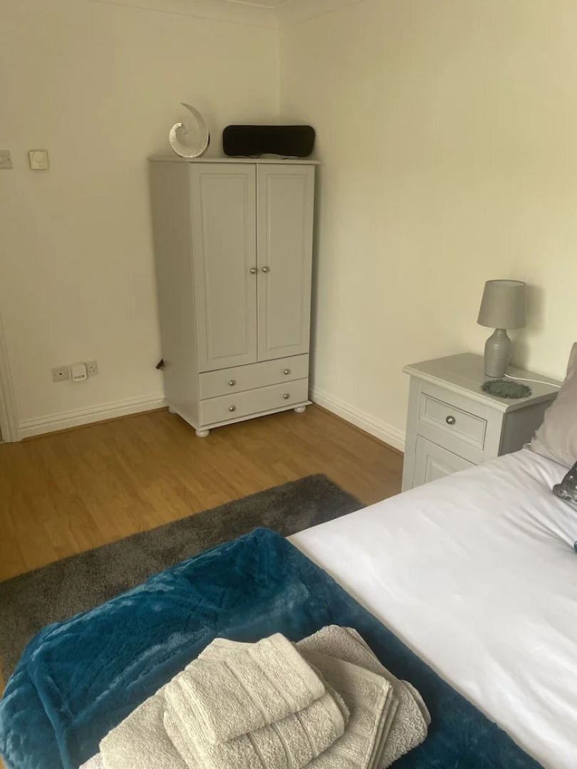 Beautiful 2 Bed Bungalow in Laugharne Situated