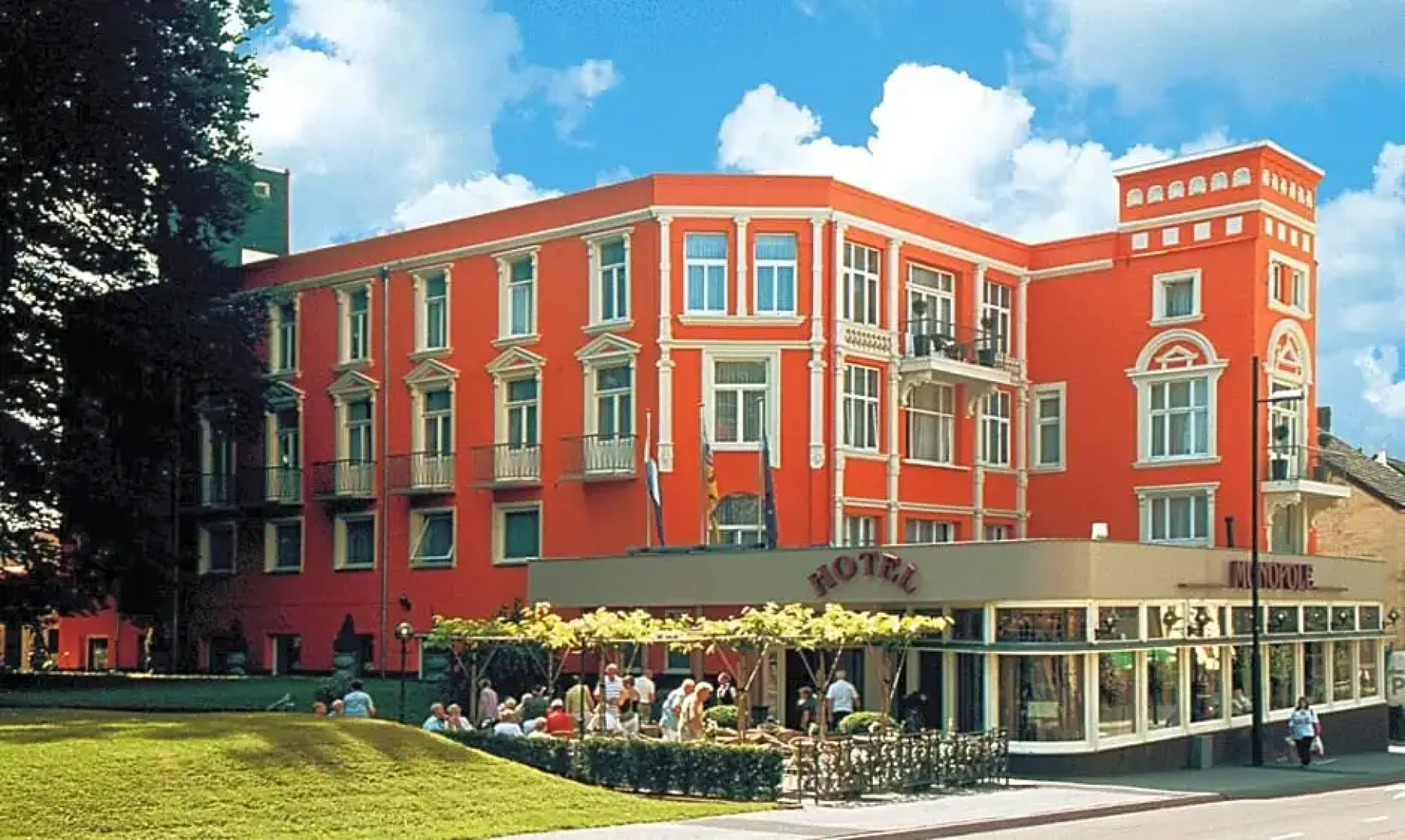 Grand Hotel Monopole