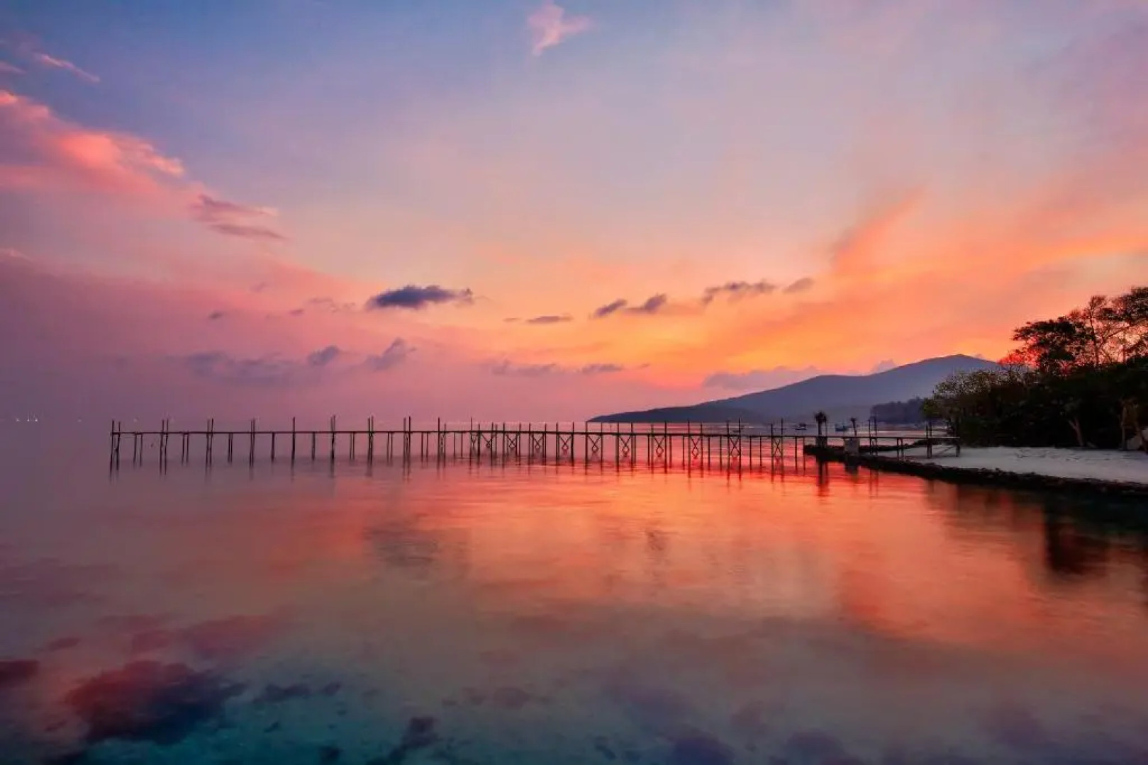 Royal Ocean View Beach Resort