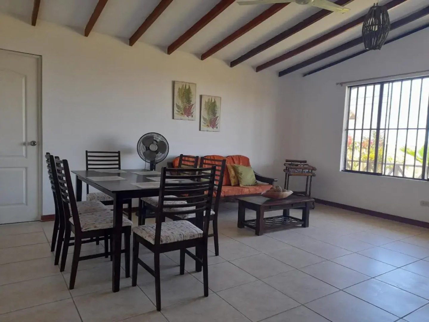 Maria Jose Bungalows