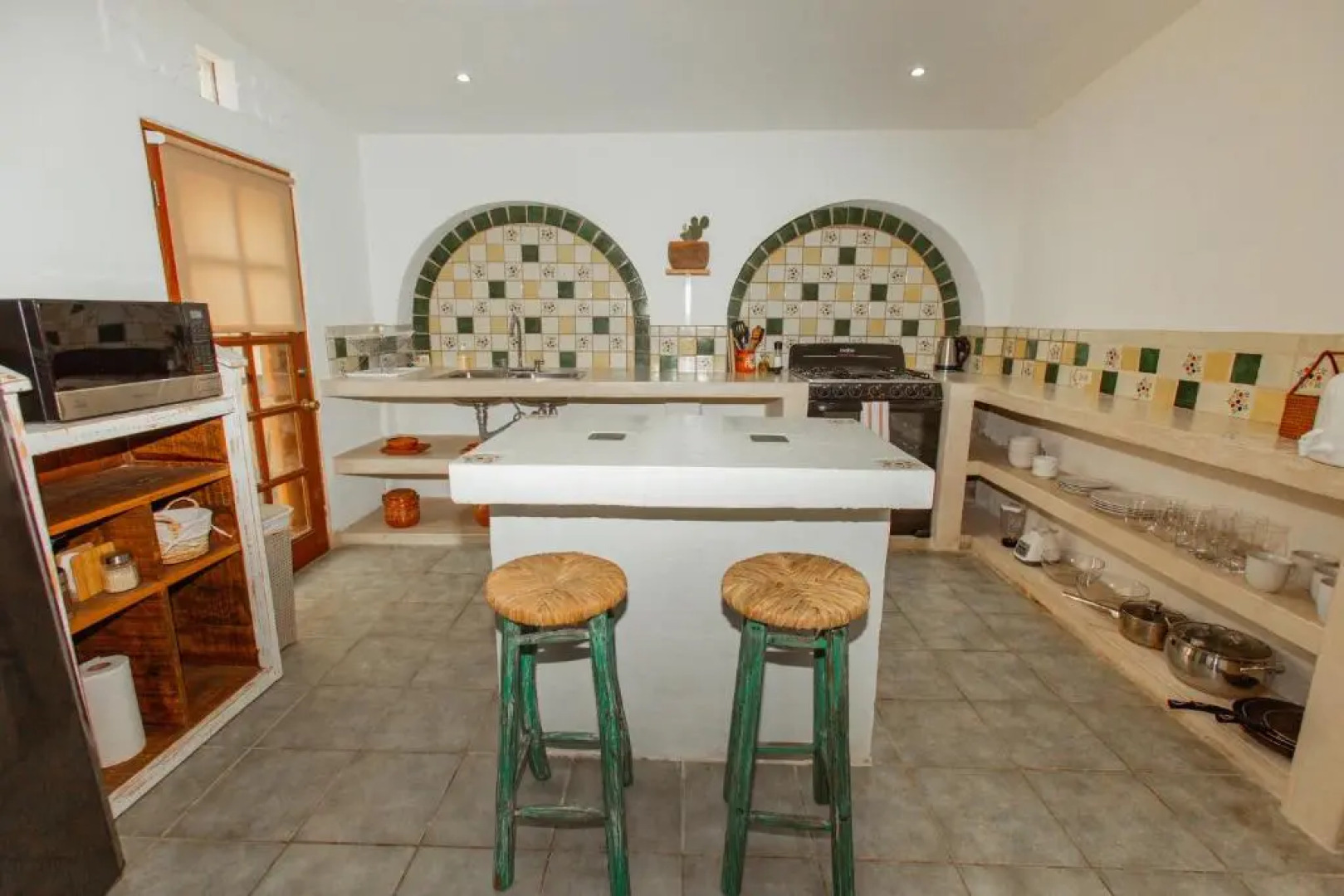 Cien Palmas- Authentic Mexican Casita 1 -Downtown