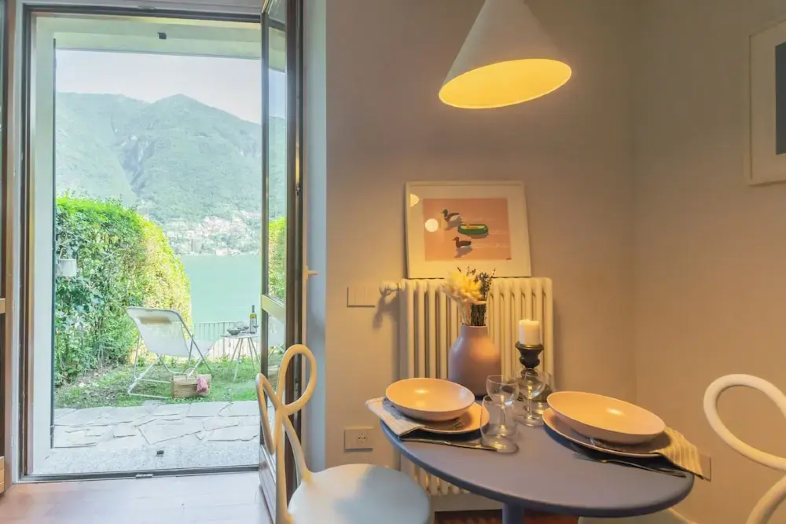 OC Lake Love by Rent all Como