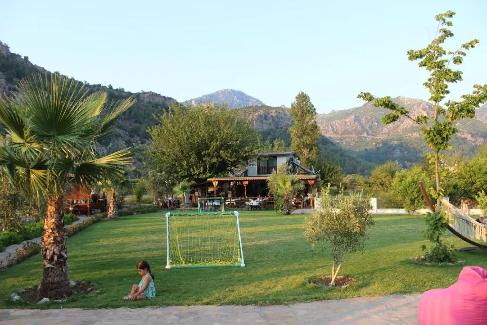 Bybassios Hotel