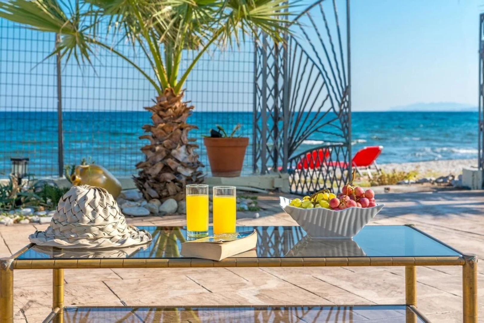 Holiday home poseidonnos and evripidou