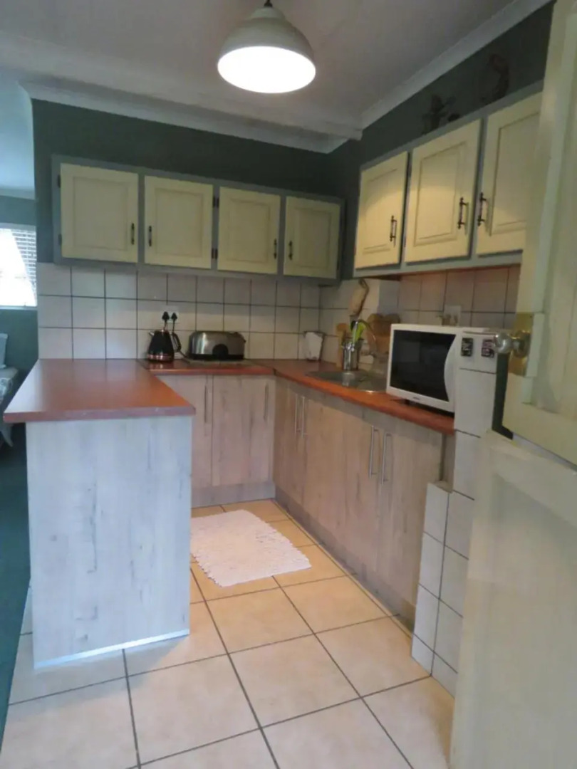 Nightjar Guest Lodge