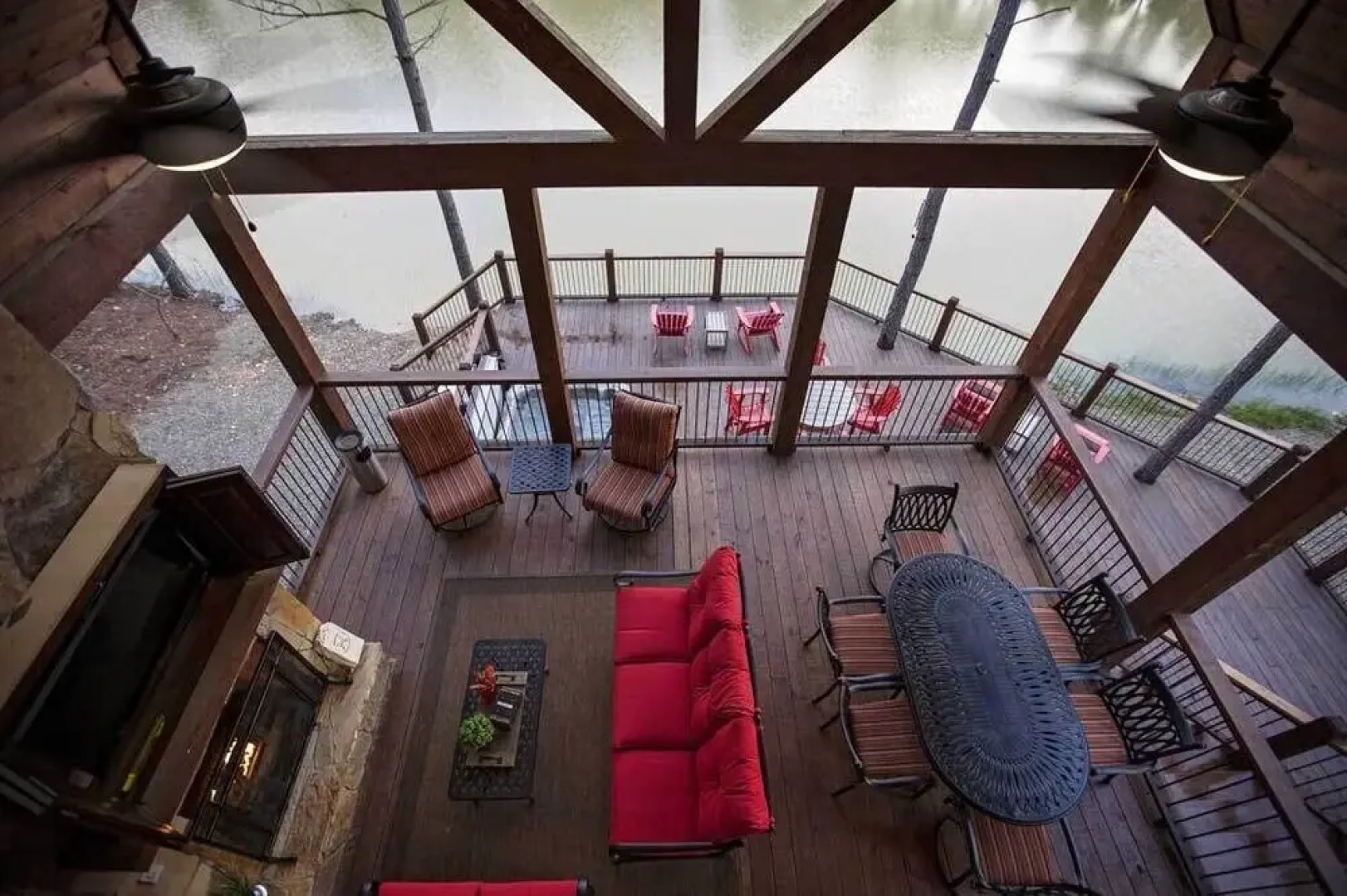 Stars On The Water Lodge - 4 Br Cabin