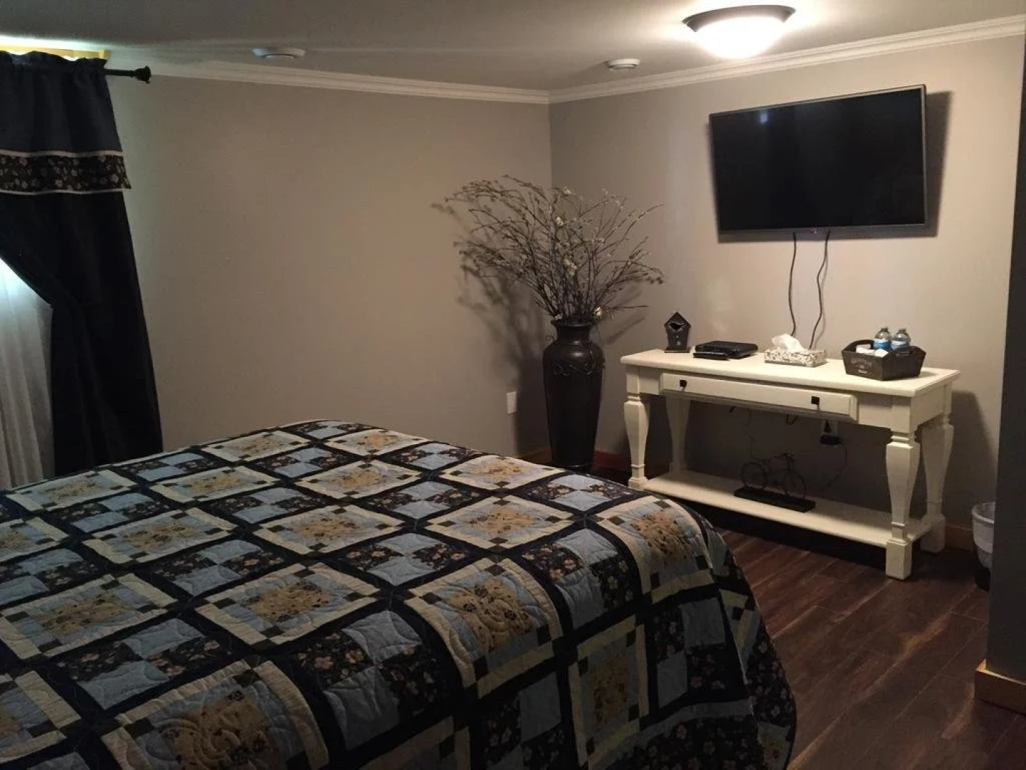 Old Rocky Brook Road B&B