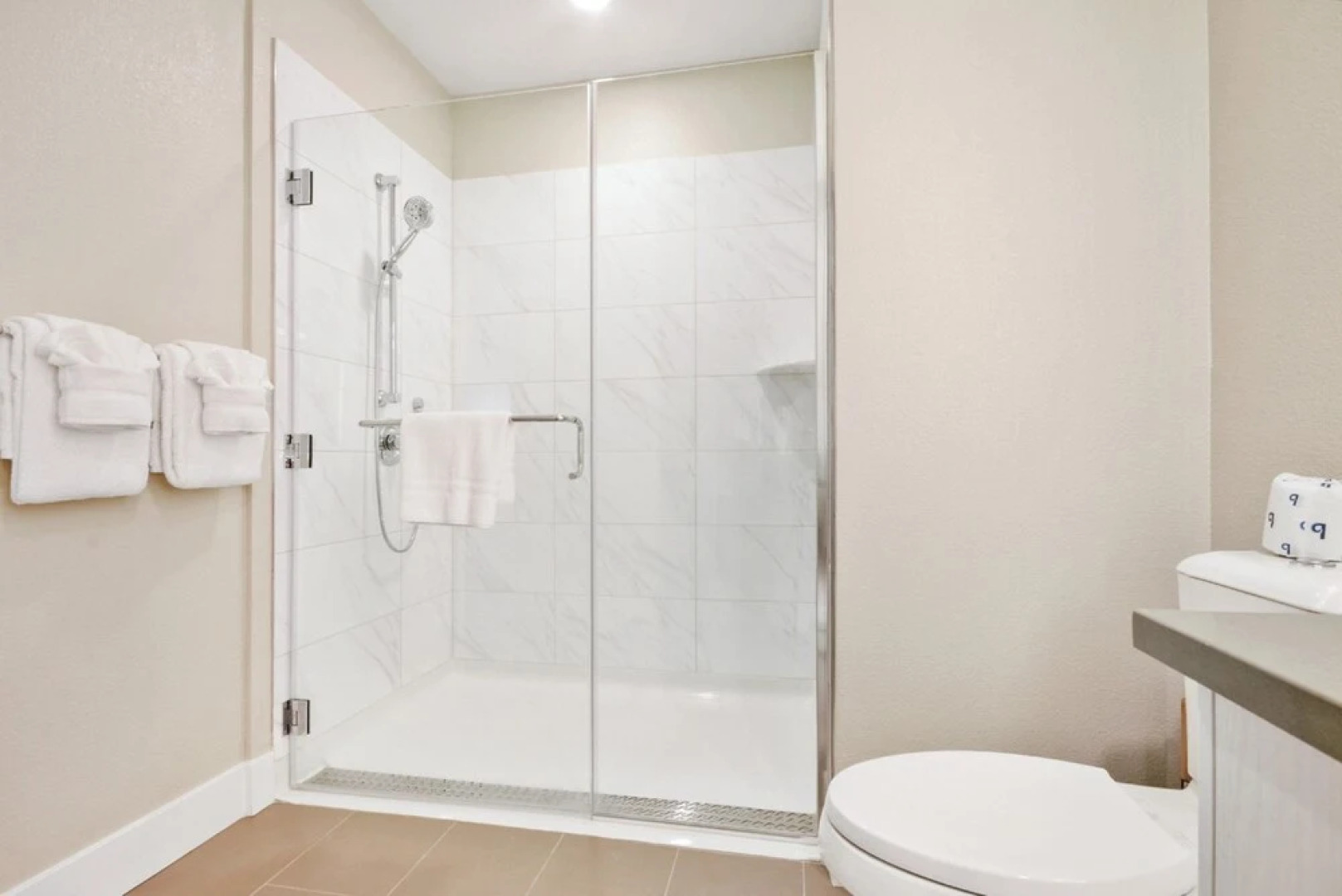 Global Luxury Suites in the Heart of San Carlos