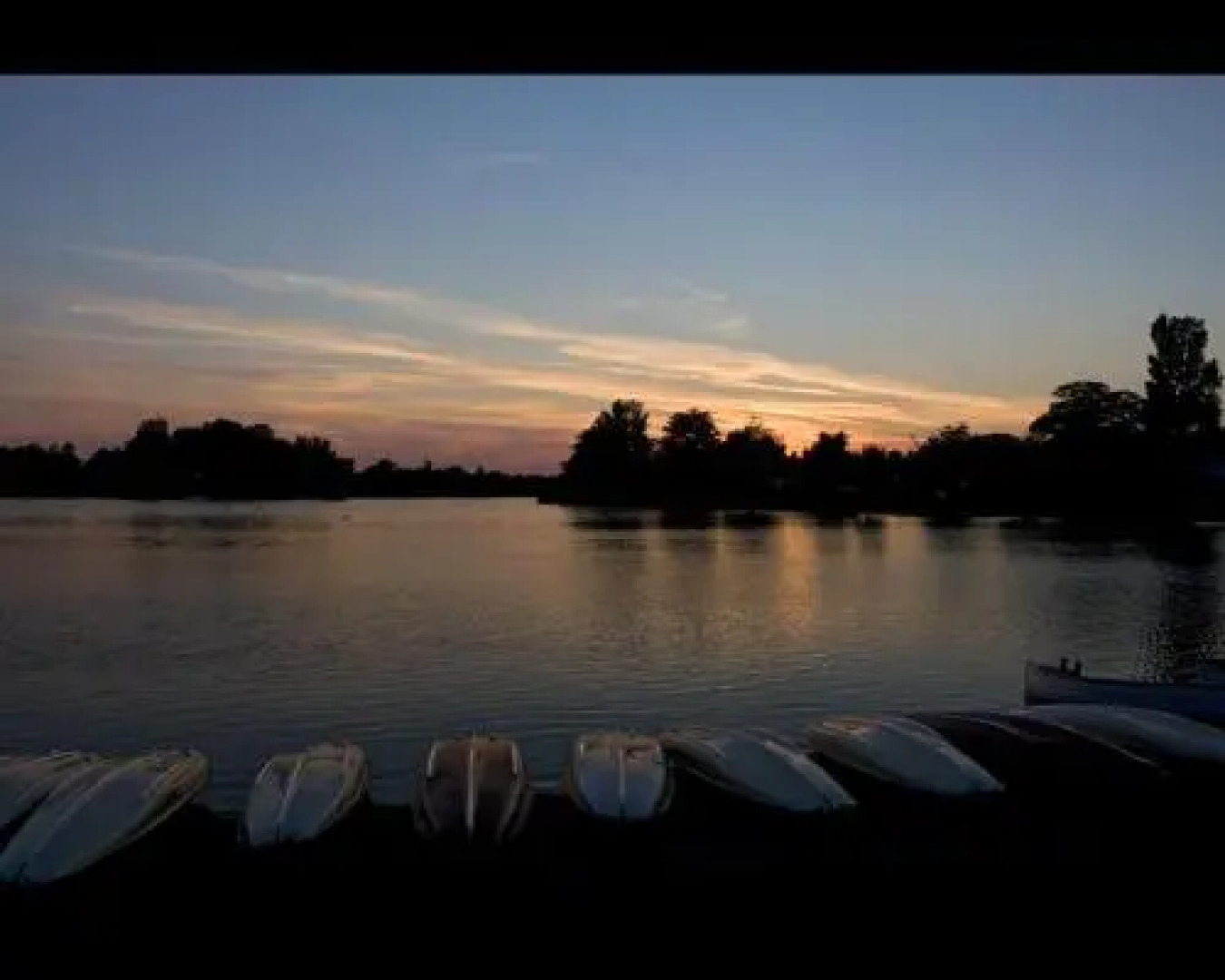 Romantic Flint Cottage on the Suffolk Coast