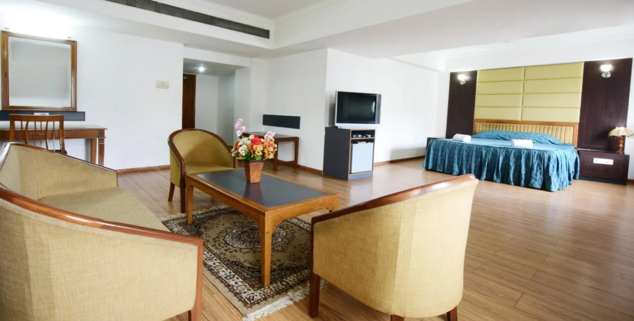 Hotel Grand Starline by OYO Rooms