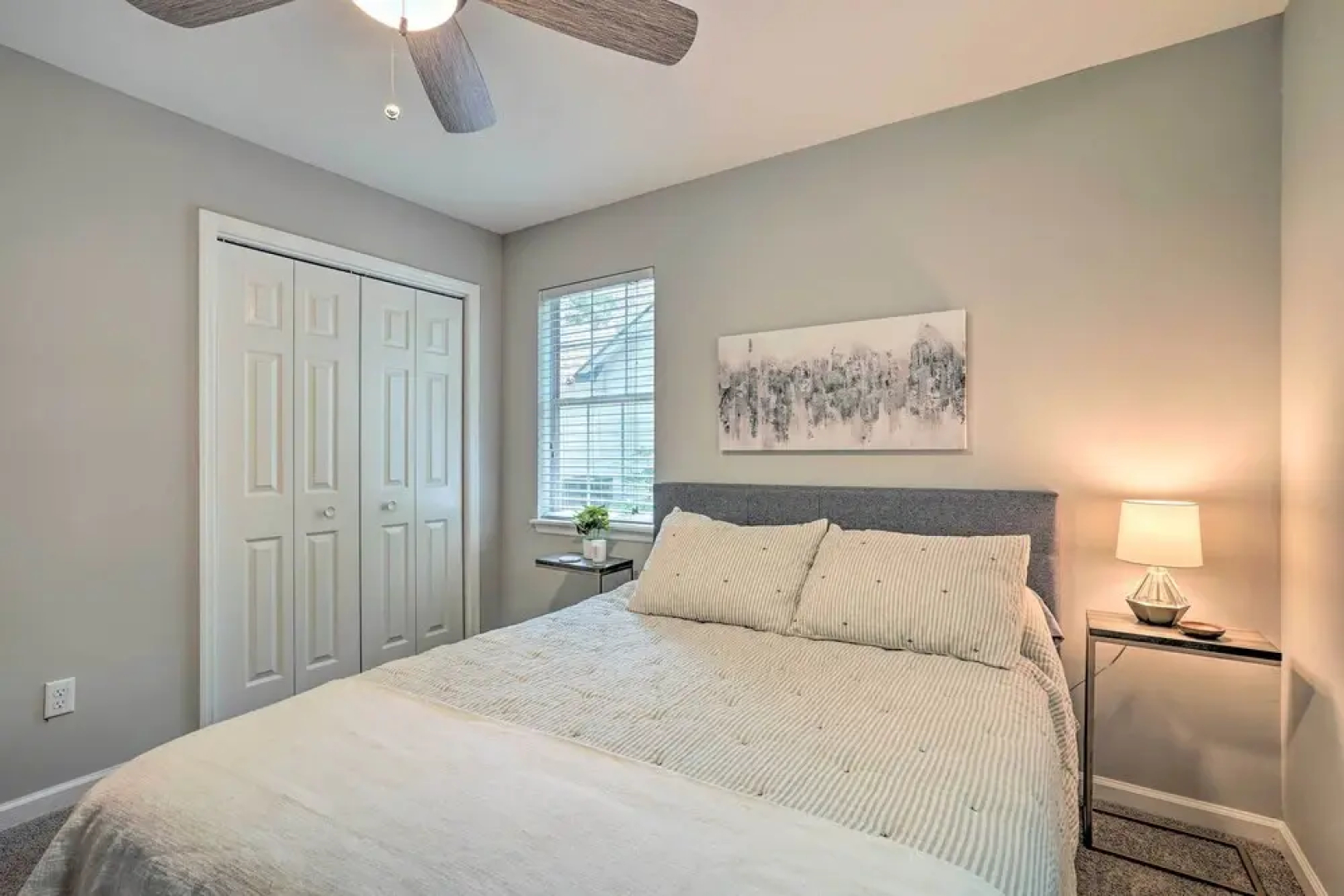 Modern Retreat - 4 Miles to Isle of Palms Beach!