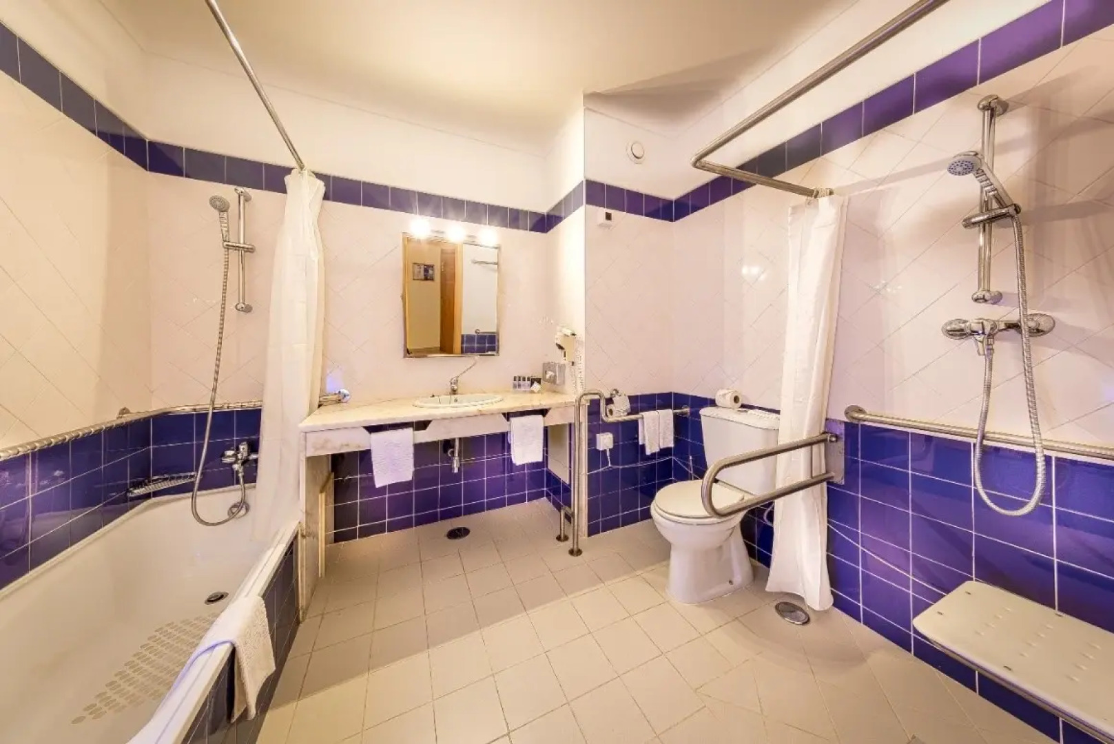 Отель Vila Galé Náutico