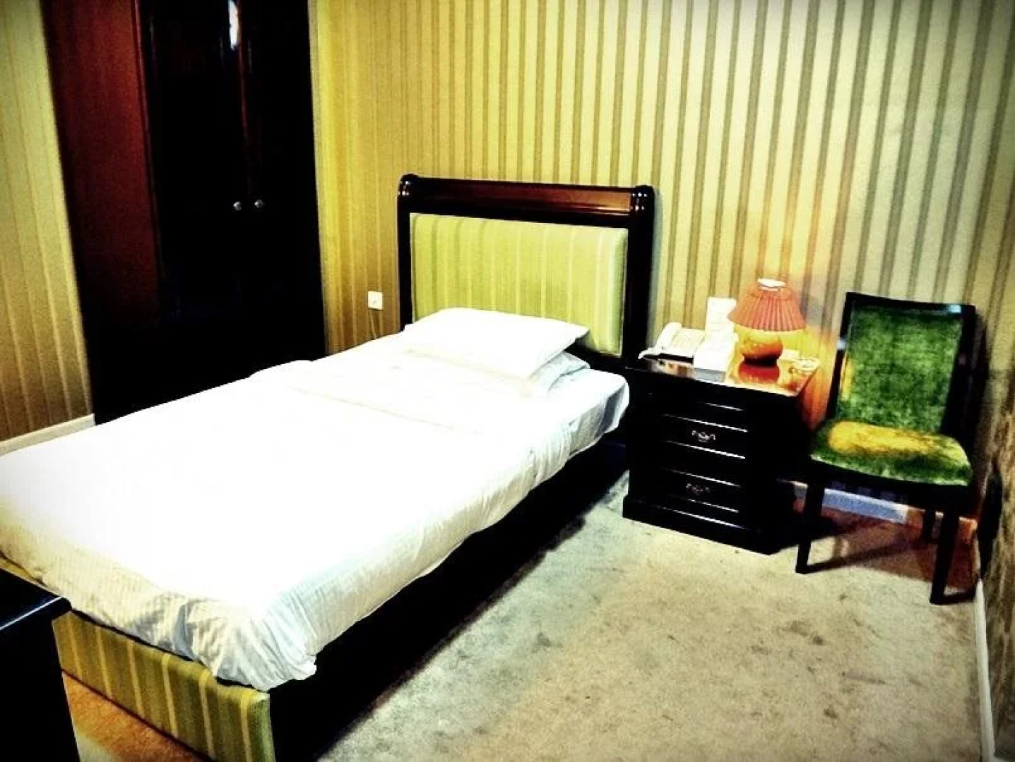 Al Mourouj Inn Hotel