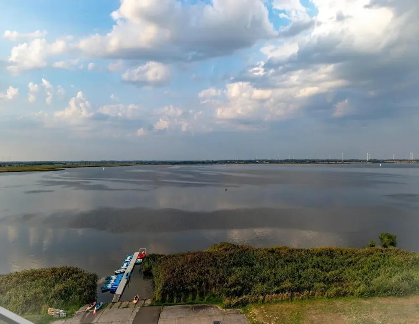 Apartment in Rogowo Near Beach and Lake