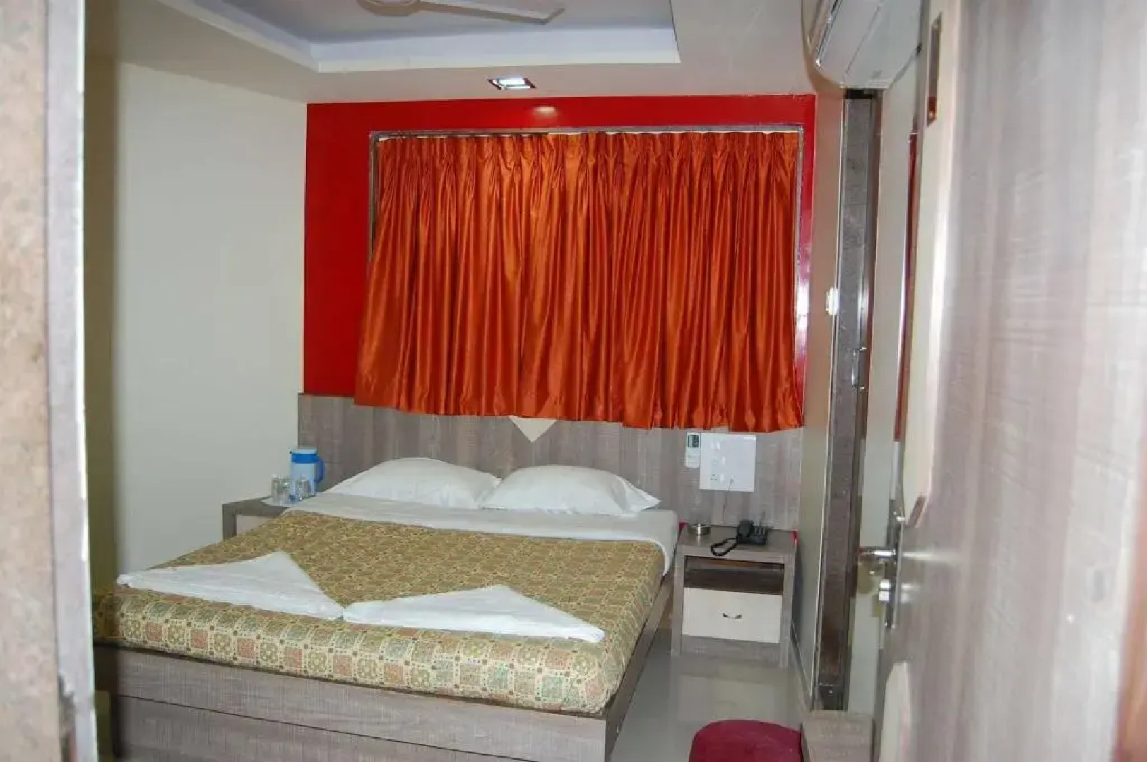 Hotel Galaxy Residency