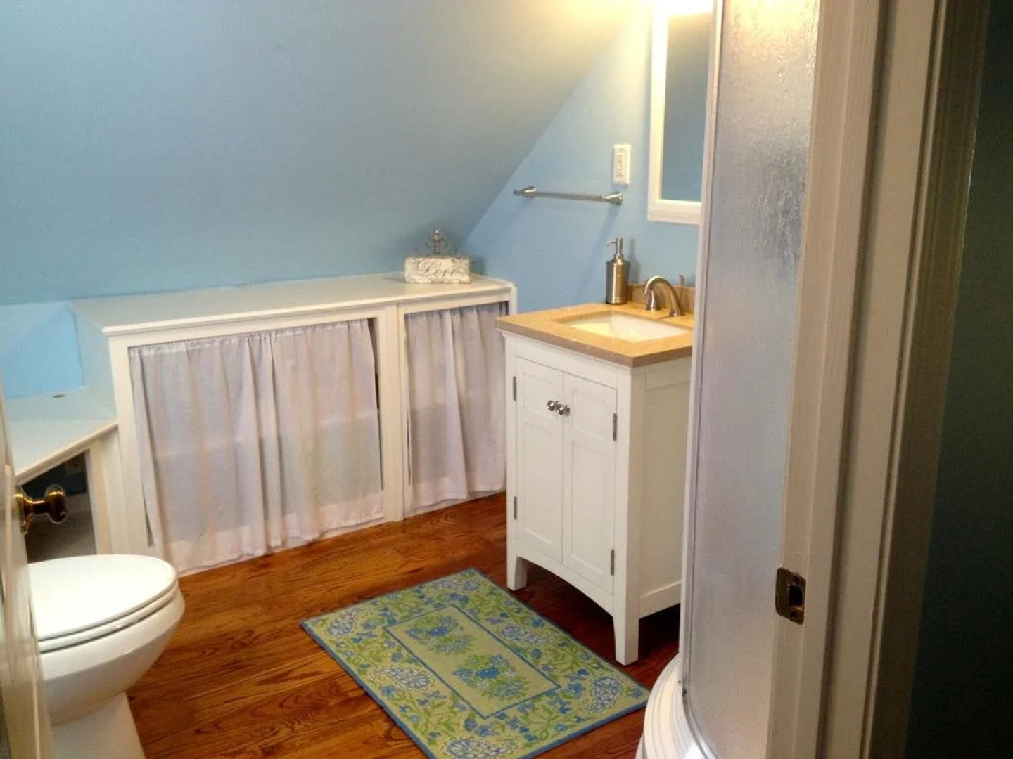 Bama Lakeside Retreat & B&B