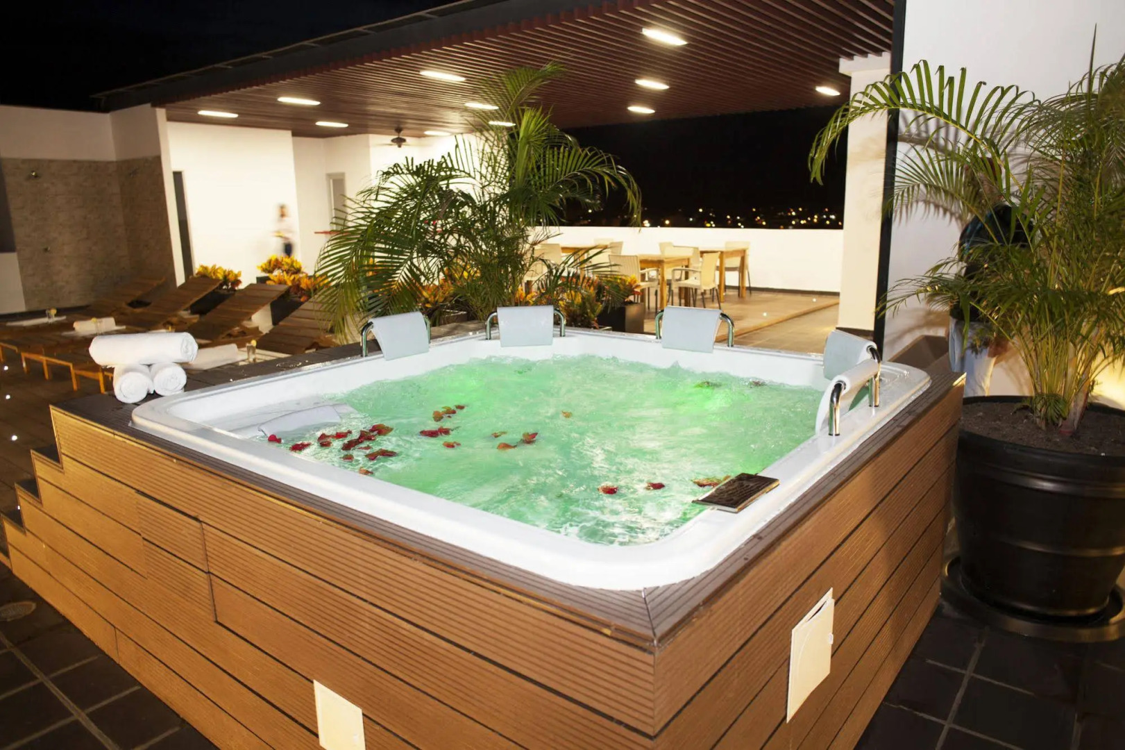 Hotel Cinco Monteria