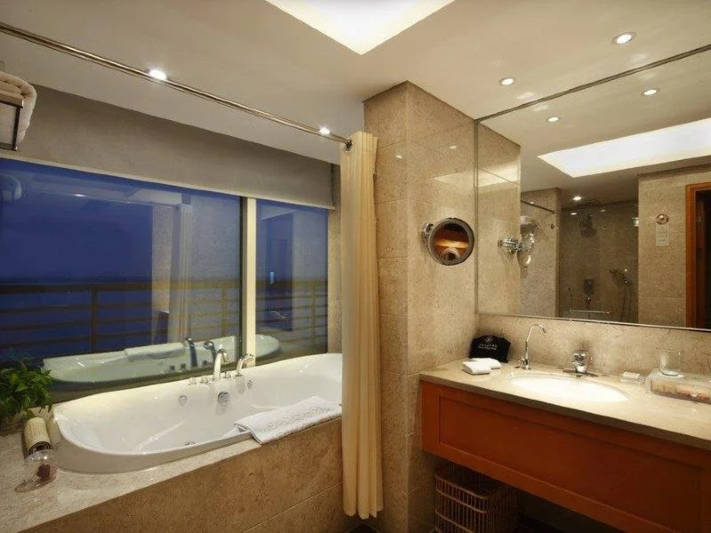 Jiangsu Runao Garden Hotel