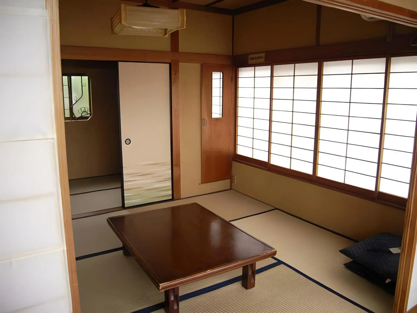 Yakushiyu Shinseikan
