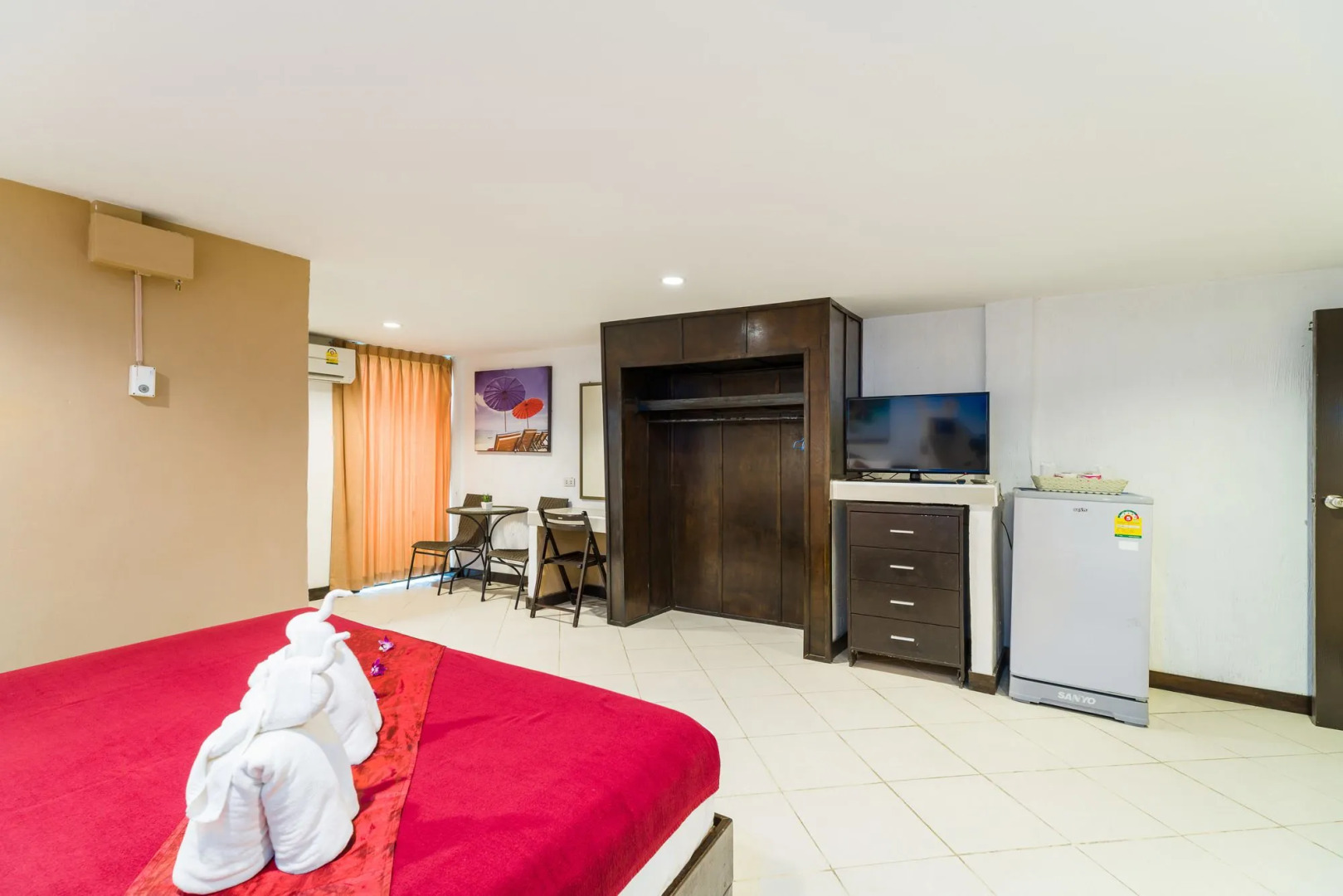 Rich Resort Beachside Hotel