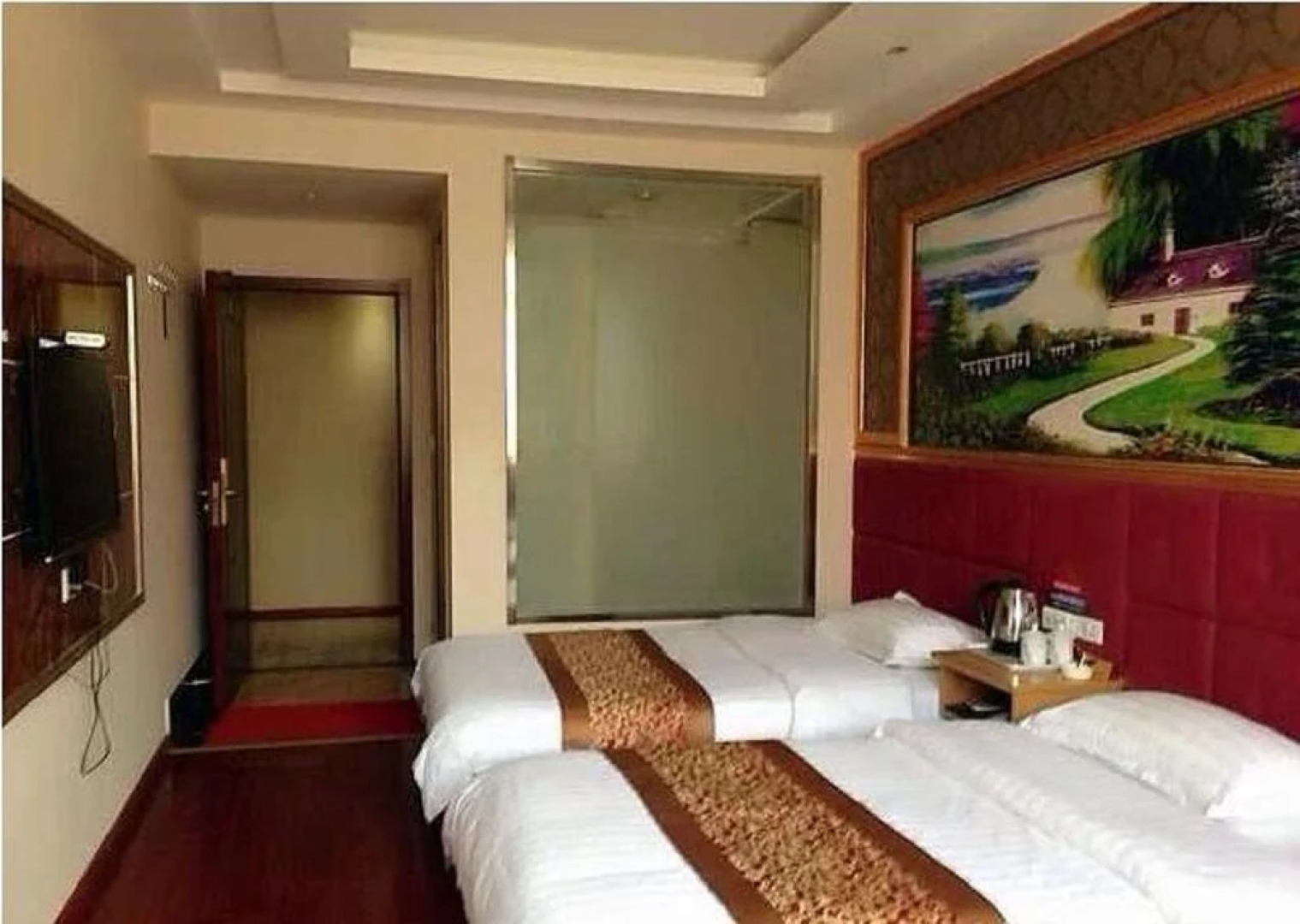 Penghai Business Inn