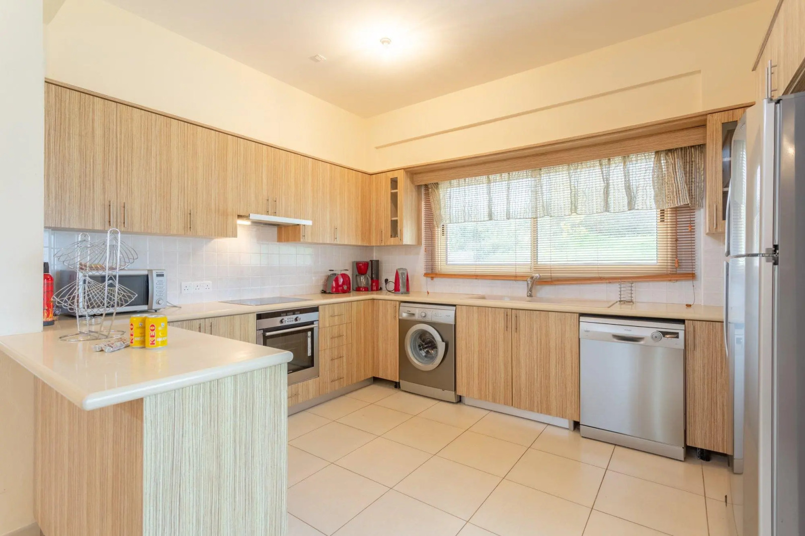 Villa Thalassa Large Private Pool Walk to Beach A C Wifi Car Not Required - 2346