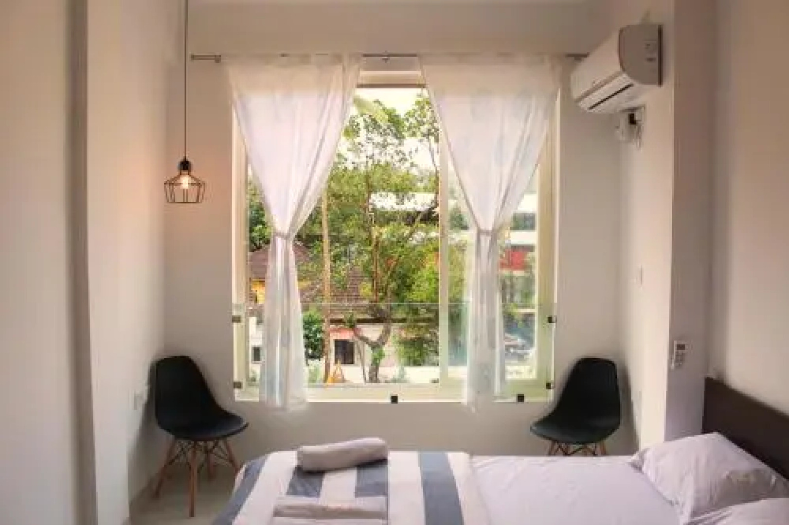 Comfy gateway in Vagator with pool F-106