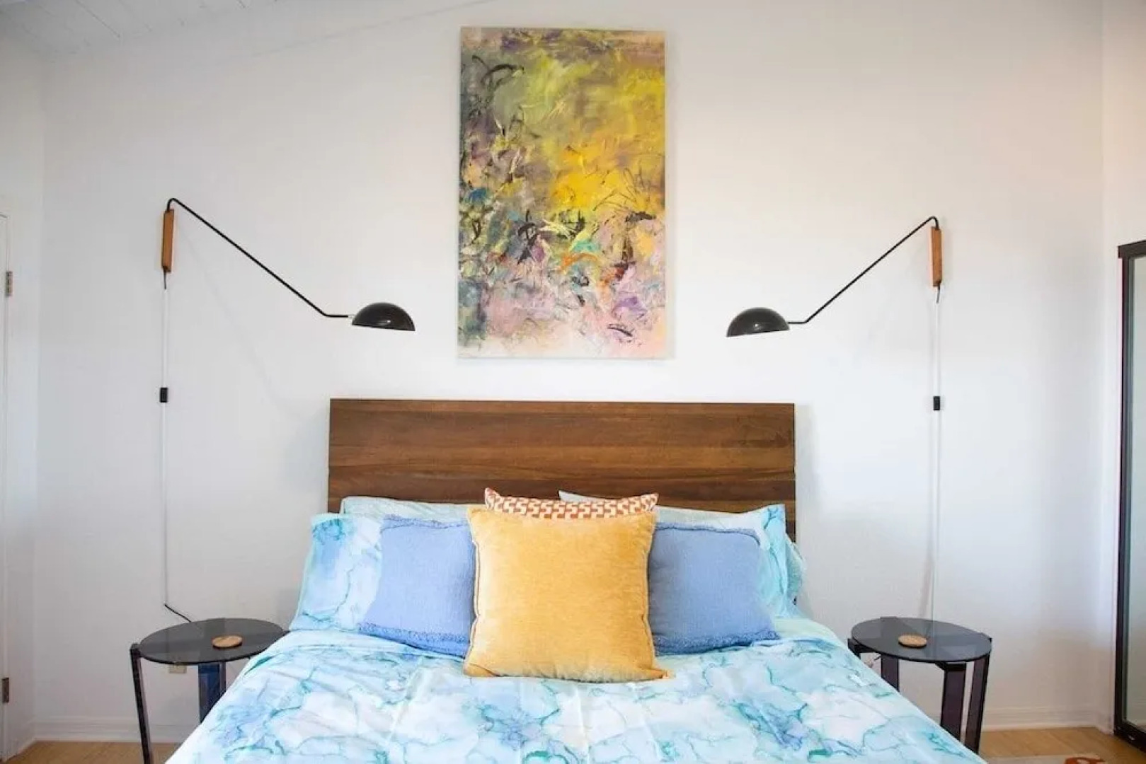 Sbtc324 2 Bedroom Condo by RedAwning