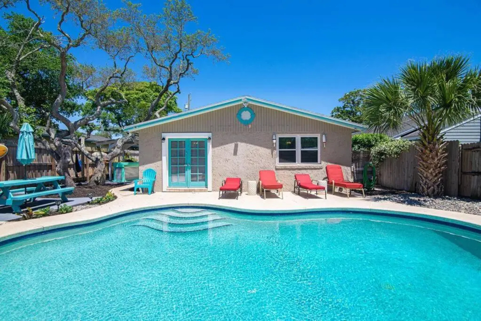 Beach House With Private Heated Pool Close To Mayo