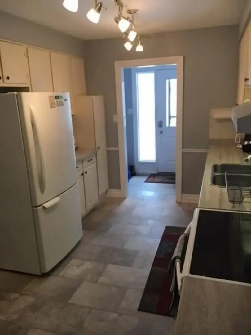 Very Large & Welcoming London Bungalow