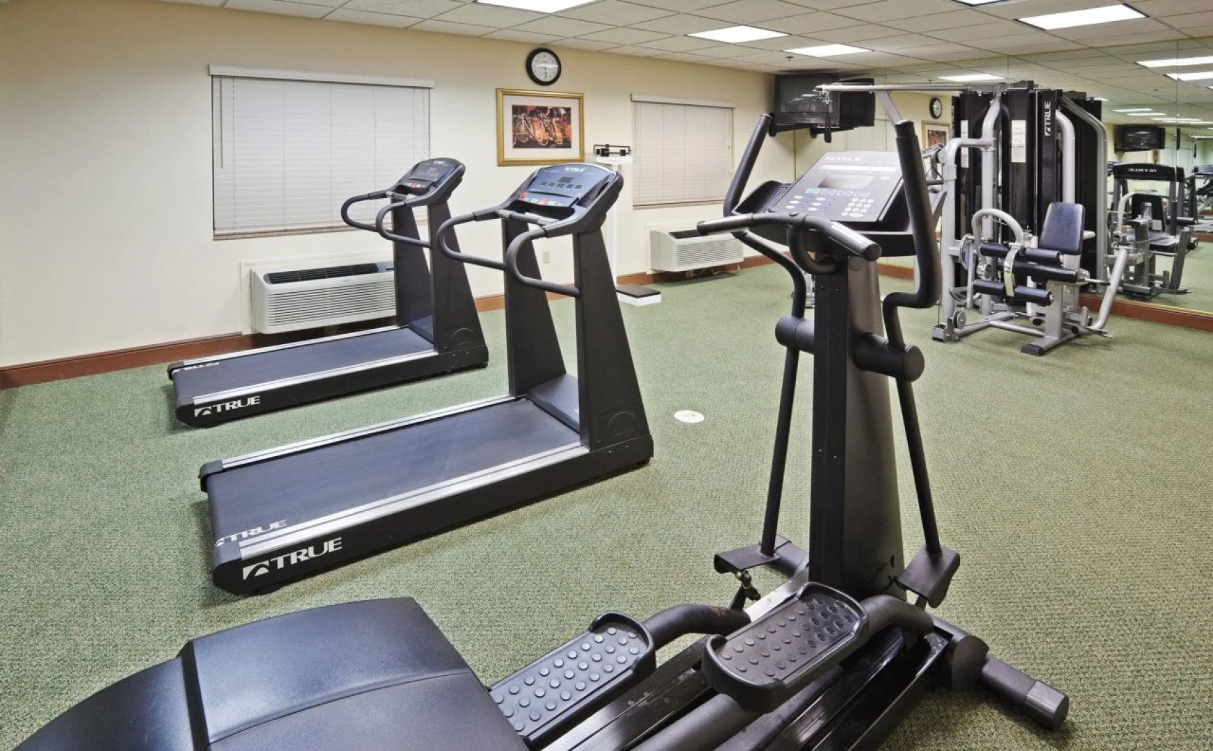 Holiday Inn Express Hotel & Suites Jenks by IHG