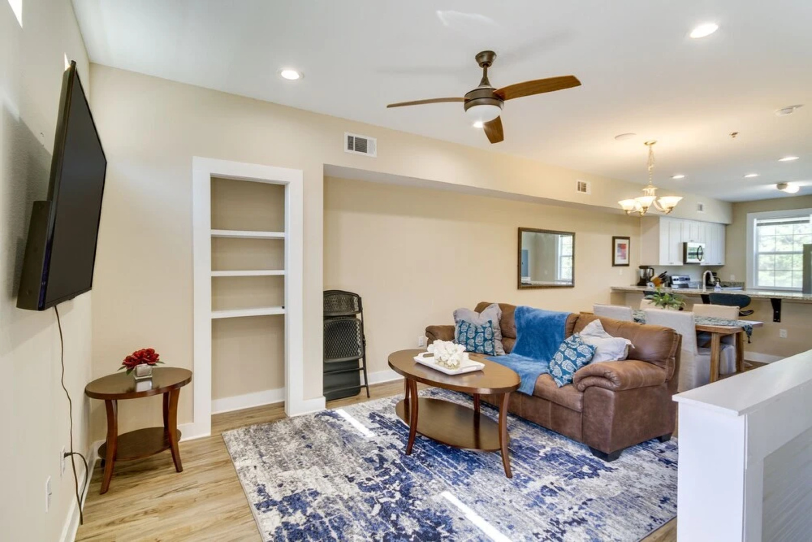 Spacious D'iberville Townhome Near Beach & Casino!