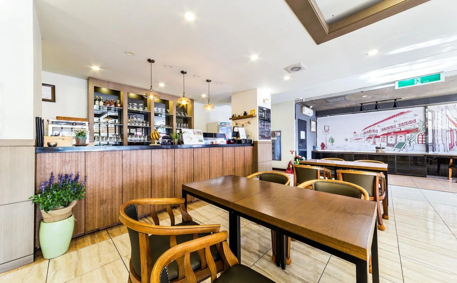 Brown Dot Hotel - Suwon City Hall