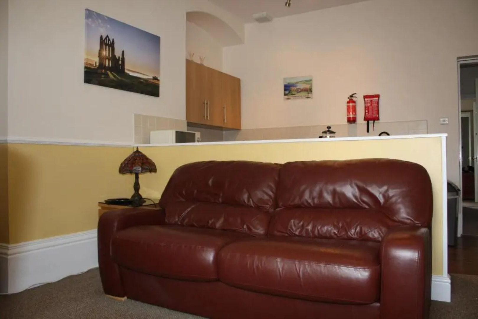 No2 Abbey View Apartment