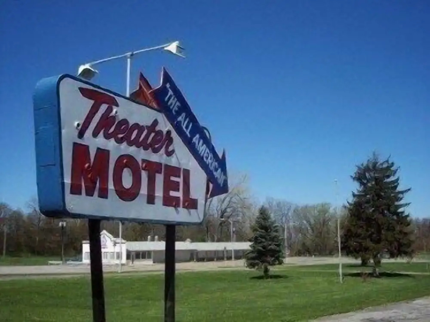 Theater Motel