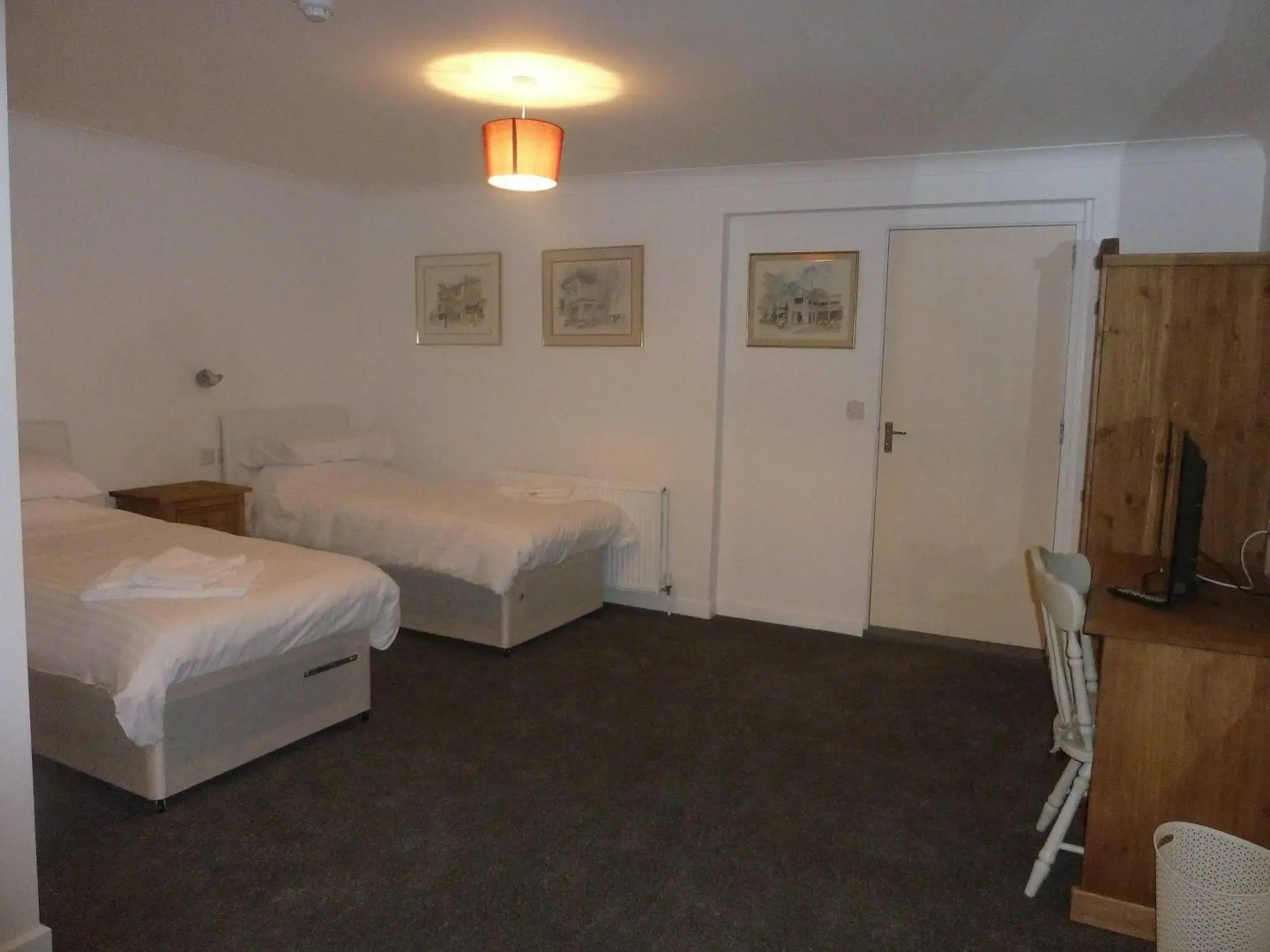 The Coach and Horses Inn