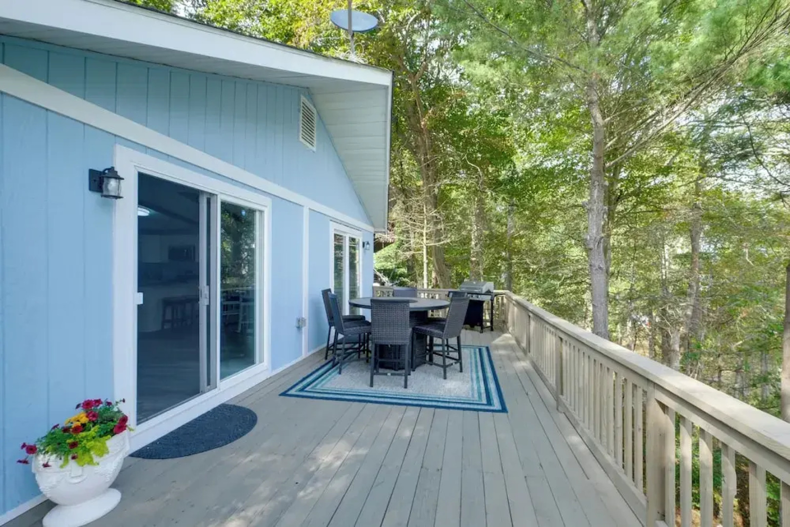 Sunrise Views: Waterfront Lusby Home w/ Deck!