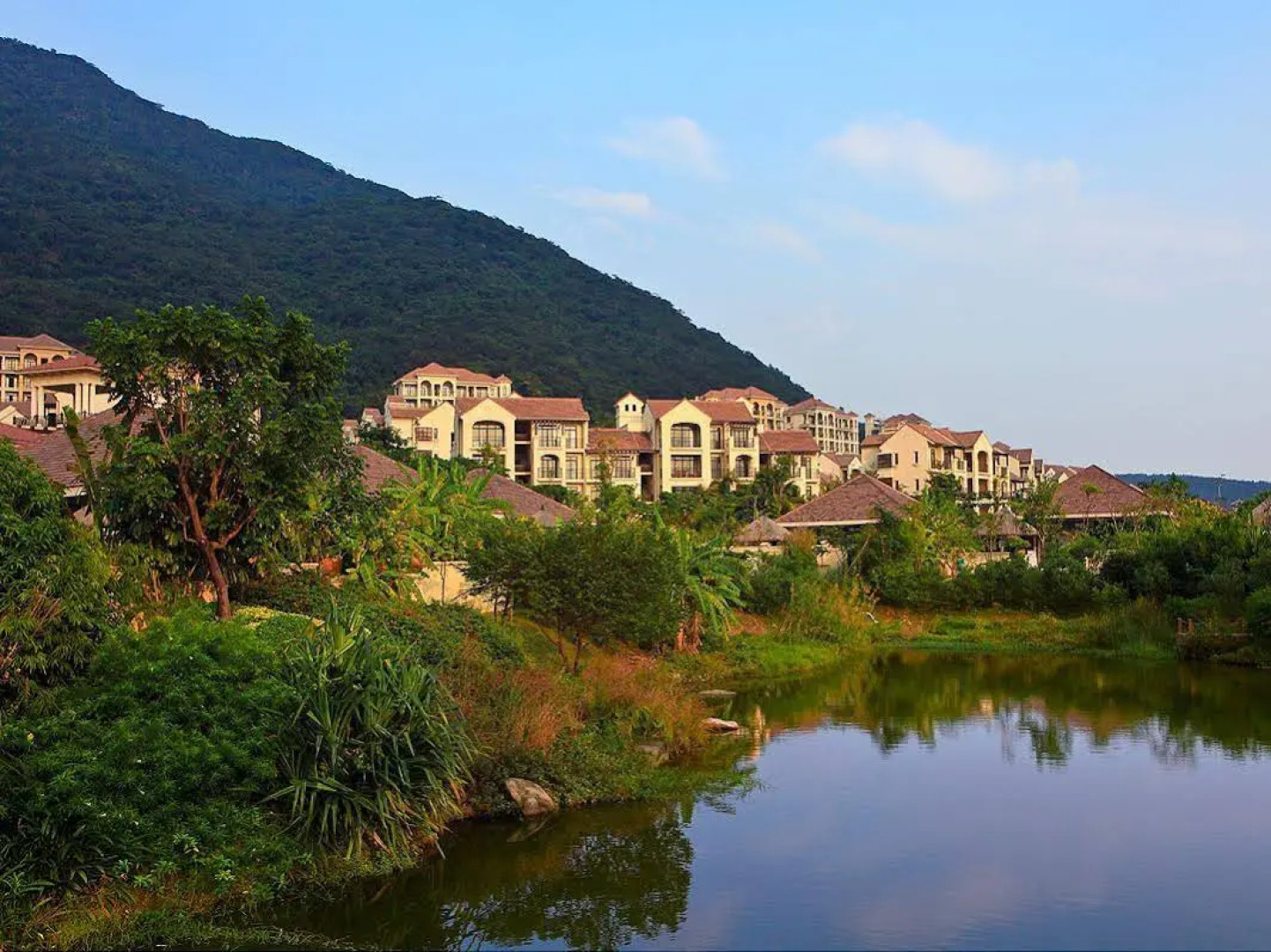 Tujia Sweetome Vacation Apartment Yalong Bay